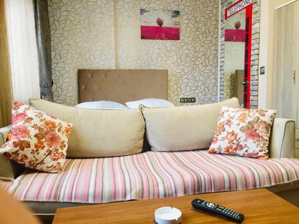 Dogan Palas Suites Istanbul Bagian luar foto